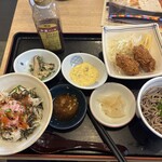 夢庵 - 料理写真:選べる本ずわい蟹御膳