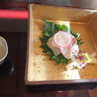 からすみ蕎麦 月と松 - 鯛のお造り