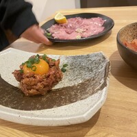 ホルモン焼肉 富や 栄店 - 