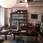 八百屋とごはん うらや - 店内風景