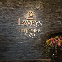 ロウリーズ・ザ・プライムリブ 恵比寿ガーデンプレイス店 - 