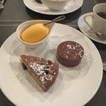 サンク・オ・ピエ - 