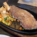 ステーキやるじゃん - 