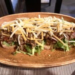 大塚バル LOCAL - タコライスのあたま。