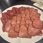 四谷三丁目 大衆焼肉 暴飲暴食 - 