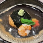 酒菜 竹のした - れんこん饅頭1200円くらい。出汁の香りが凄かった。ねっとりしていて美味しかった。