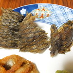 みずうみ - 鯉のうろこの唐揚げ