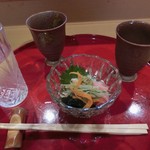 久宝 - 毛ガニの小鉢。日本酒２杯目～。
