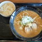 北海道らぁめん 伝丸 - 濃厚味噌らーめん 790円 , ライス 小 100円