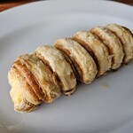 クニャーネの店 有楽町店 - クニャーネ