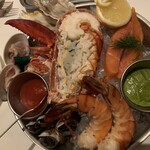 ロウリーズ・ザ・プライムリブ 大阪 - 