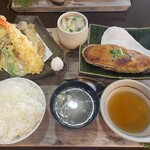 真依 - 天麩羅・カキ金山寺焼き定食
