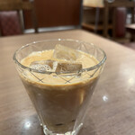 あべのカツサンドパーラー ロマン亭 - アイスカフェ・オ・レ　ちゃんとしたストロー付けてくれるの嬉しい♡