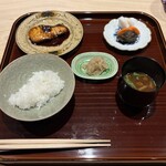 赤坂 島袋 - 御食事