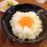 中華そば うえまち - 卵かけごはん（250円）