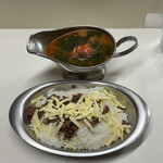 かれーの店 うどん  - オイスターオーシャン、ご飯大盛り、チーズ、スパイシーひき肉、焼トマト