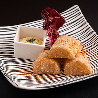 信州食材を使った、ボリューム満点の宴会料理が好評です。