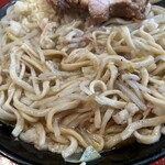 ラーメン二郎 - オーション麺。