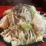 ラーメン二郎 - ニンニクマシマシ・アブラマシ。