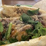Bánh mì Bà Ba - 