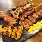 やきとん盛り合わせ 850円