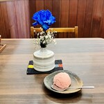 百年亭 - 季節のアイス(あまおう)