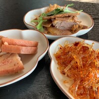 湘南飯店 - 【小皿三品盛り合わせ】