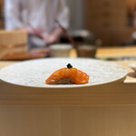 銀座 鮨 魯久 - シャケ