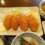 醉心酒蔵 - カキフライは4ケ