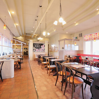 広々とした店内でゆっくりと◆パーティや貸切、団体利用も可