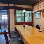 黙坊 - 内観。10名しか入れないため、ハイシーズンは予約が必須