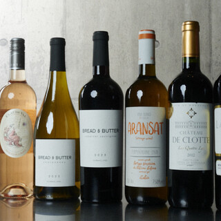 ワインを豊富にご用意！ノンアルの葡萄ジュースも楽しめます