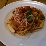 トラットリア・アリオリ - ゴロゴロ野菜と海老のアラビアータ
