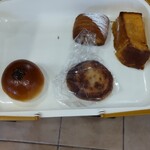 ナビィのパン - 料理写真: