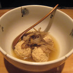 蕎麦 案山子 - 鶏団子とごぼう煮