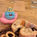 オステリア セルヴァジーナ - パンたち