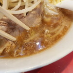 ラーメン二郎 - スープ