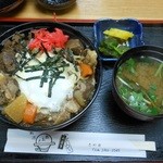 Oshokujidokoro Oota - 牛すじ丼（750円）