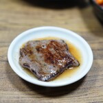 焼肉幸泉 - 梅ダレで