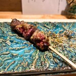 焼鳥 空 - 背肝(腎臓)
      
      臭みのないさっぱりとした肝のような味