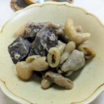 tell me キッチン - 豚肉赤身と白身ホルモン煮込み