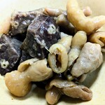 tell me キッチン - 豚肉赤身と白身ホルモン煮込み