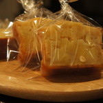 Rainy Day Bookstore & Cafe - おみやげにどうぞ。