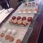 コンヴィヴィアリテ - 最後の焼き菓子