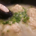 上海わんたん・食彩厨房 - (6/14)ミックスわんたん（４個）