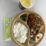 シェ・ママン ルクプルカフェ - 