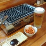 とり汰 - 生ビール (中)・キムチ