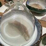 築地すしOmakase 近くの2階 - 