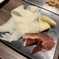 鉄板和食とワイン 萬鉄 - 