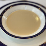 馬車道十番館 - 